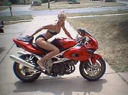 girls_on_bike_0002.jpg