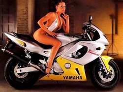 girls_on_bike_0009.jpg