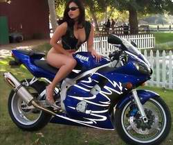 girls_on_bike_0018.jpg