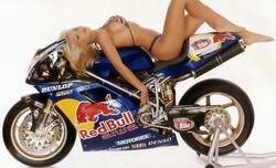 girls_on_bike_0023.jpg