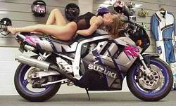 girls_on_bike_0002.jpg