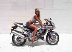 girls_on_bike_0002.jpg