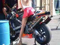 girls_on_bike_0002.jpg