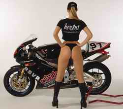 girls_on_bike_0002.jpg
