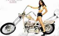 girls_on_bike_0002.jpg