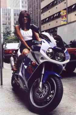 girls_on_bike_0002.jpg
