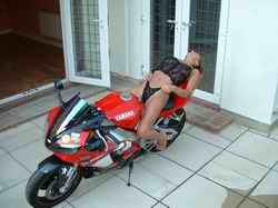 girls_on_bike_0002.jpg