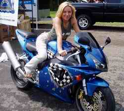 girls_on_bike_0002.jpg